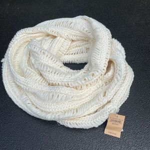 AE Infinity Scarf